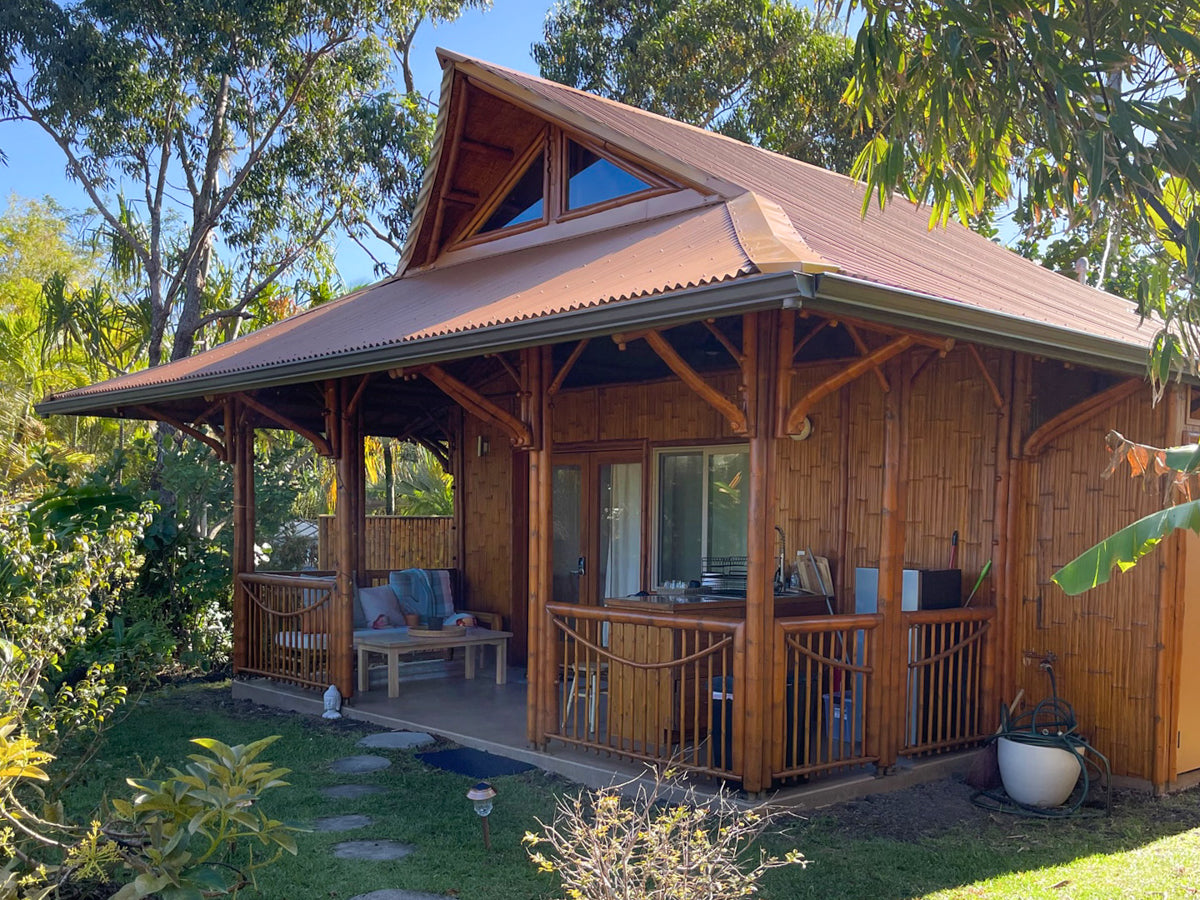 TINY BAMBOO PARADISE STEPS FROM KEHENA BEACH